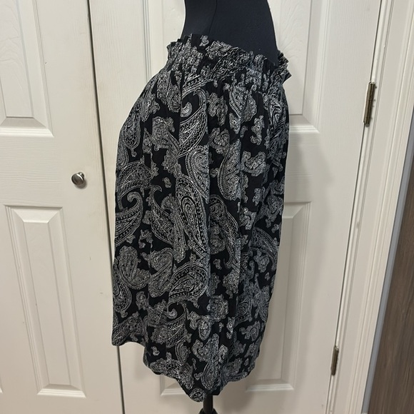 MICHAEL Michael Kors Paisley Print Off-The-Shoulder Top - Picture 8 of 10